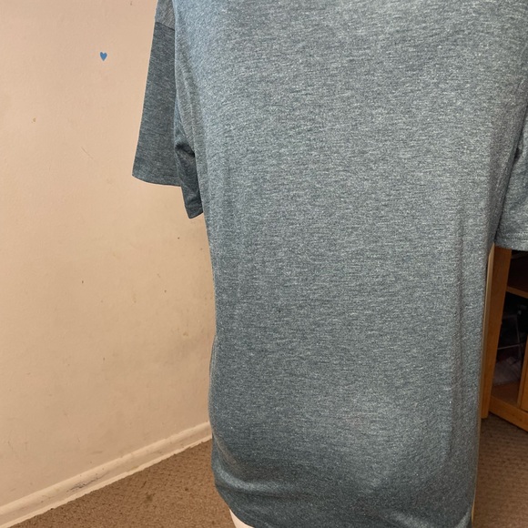 Thankful Logo Tee BNWOT - Picture 2 of 3